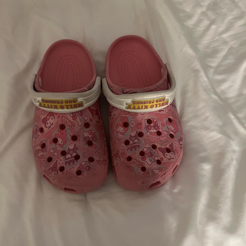 Hello Kitty Crocs